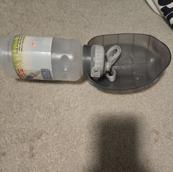 Portable Sport Bottle for Dogs - Picture 2 of 6